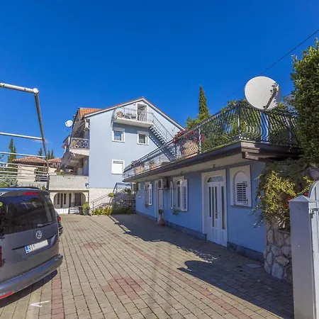 Lägenhet One-bedroom In I Crikvenica