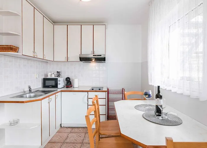 Apartman One-bedroom In I