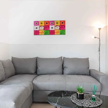Apartman One-bedroom In I *