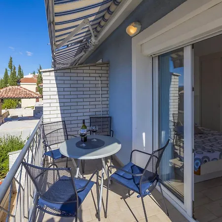 公寓 One-bedroom In I