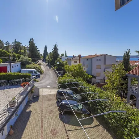 One-bedroom In I 公寓