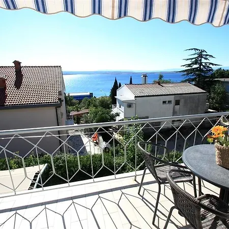 One-bedroom In Crikvenica I *